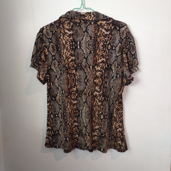 VanHeusen Snakeskin Print Women's Top Short Sleeves Collared Buttons Sz Large - Picture 3 of 12
